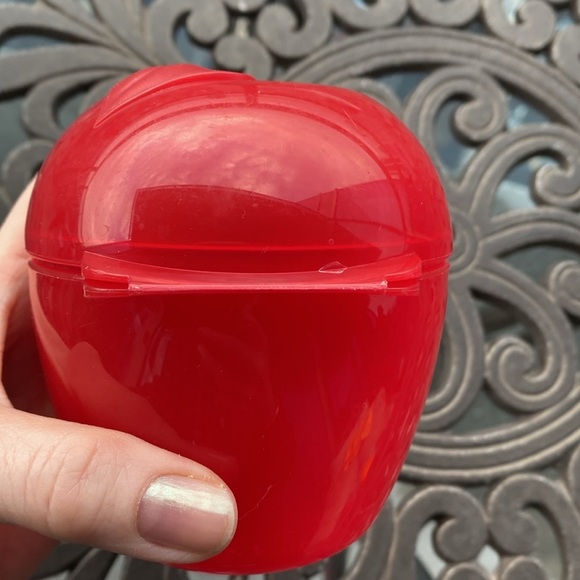 TUPPERWARE - Red Apple Keeper Container - Picture 4 of 9